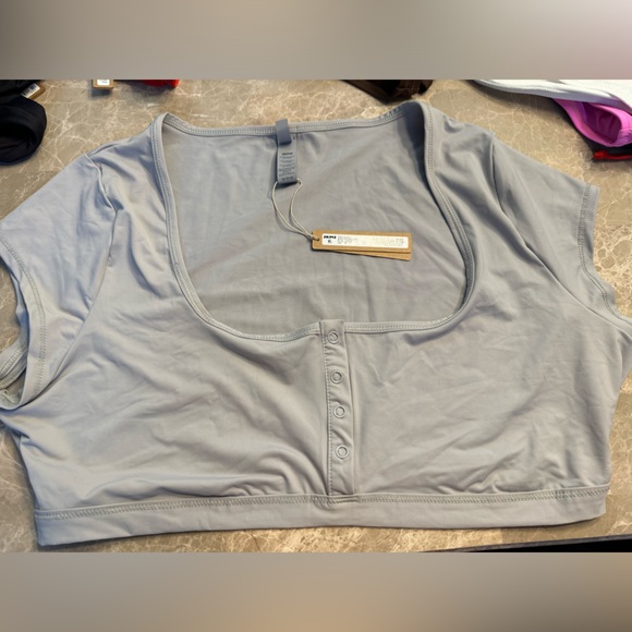 SKIMS SIGNATURE SWIM
SUPER CROPPED T-SHIRT SIZE 3X - Picture 2 of 5